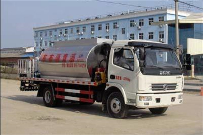 FAW TRUCKS Debuts J7 and Tiger 6G