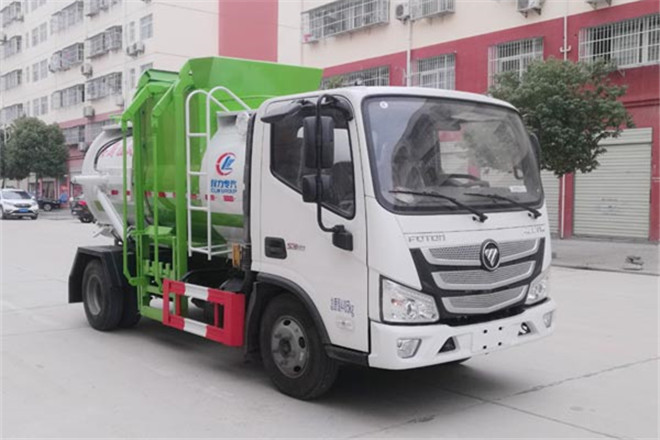 FAW TRUCKS Debuts J7 and Tiger 6G
