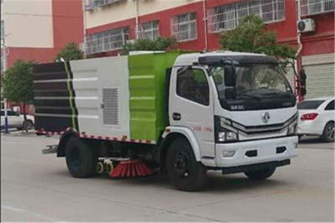 FAW TRUCKS Debuts J7 and Tiger 6G