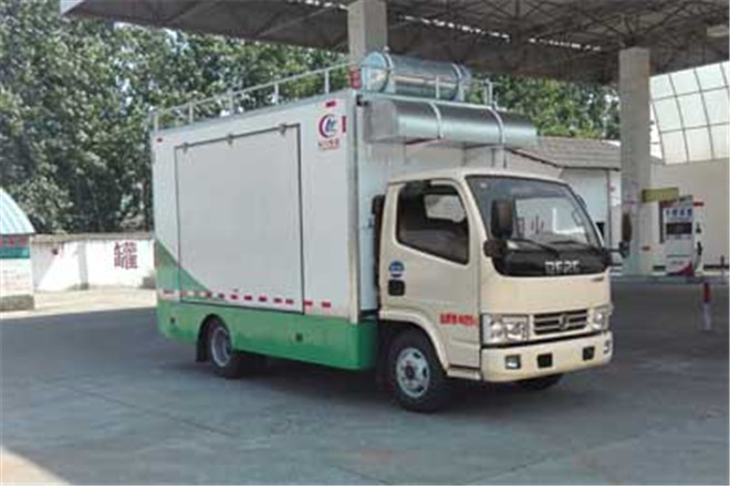 FAW TRUCKS Debuts J7 and Tiger 6G