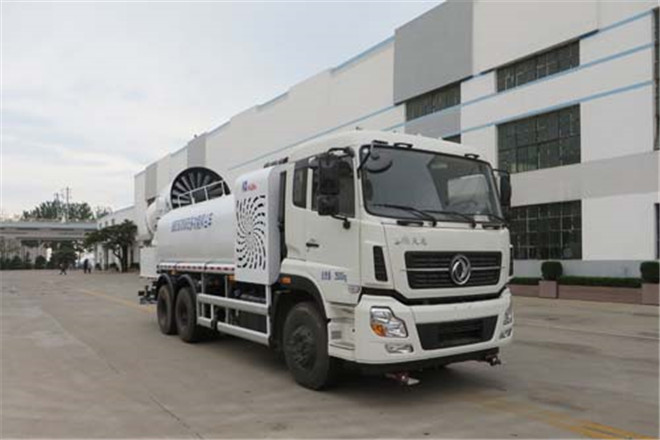 FAW TRUCKS Debuts J7 and Tiger 6G