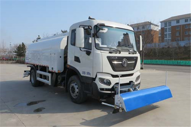 FAW TRUCKS Debuts J7 and Tiger 6G