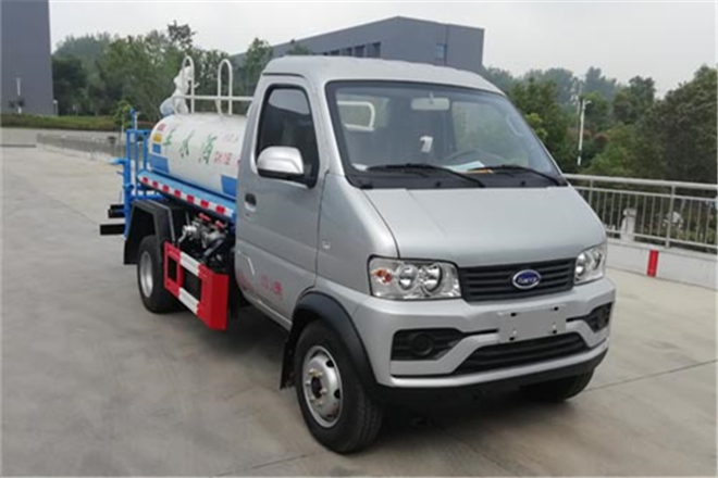 FAW TRUCKS Debuts J7 and Tiger 6G